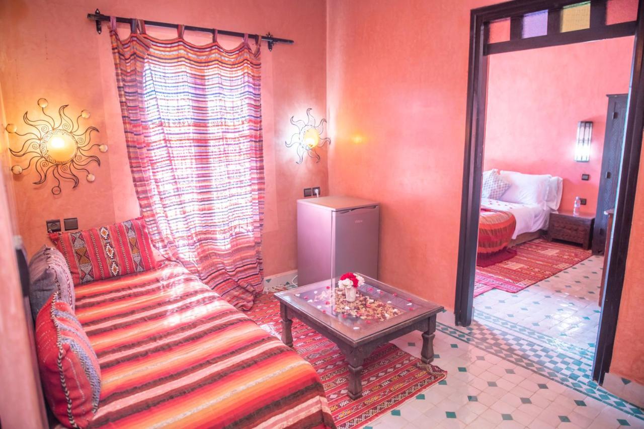 Taloute Ecolodge スコーラ エクステリア 写真