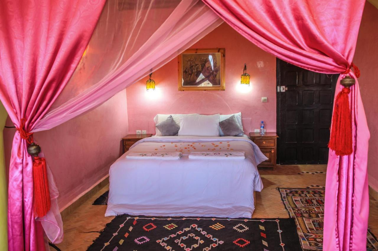 Taloute Ecolodge スコーラ エクステリア 写真
